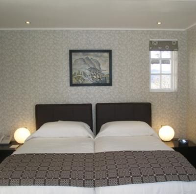 Swît Ddau Wely Pentref